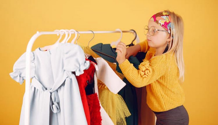 Roupas confortáveis de feminina infantil